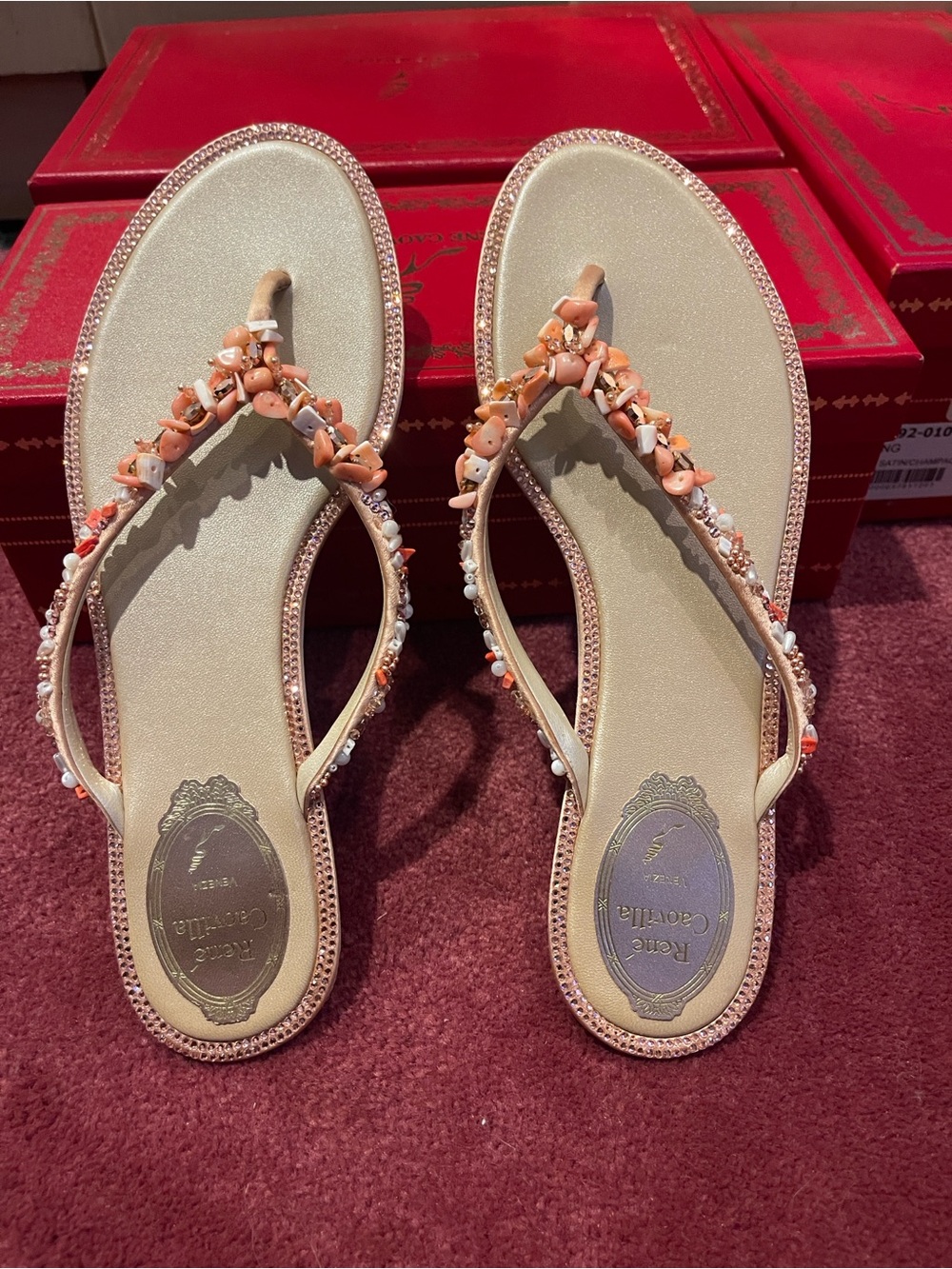 RENE CAOVILLA LEATHER PATTERNED THONGS, STONE BEADS & MIRRORED EMBELLISHMENT🌸